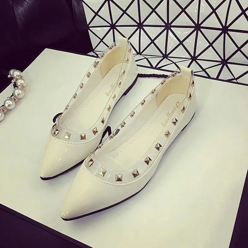 Women's Rivet Style Fashion Flats